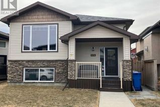 House for Sale, 576 Sunridge Crescent W, Lethbridge, AB