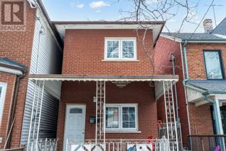 Semi-Detached House for Rent, 49 Fennings Street #Bsmt, Toronto (Trinity-Bellwoods), ON