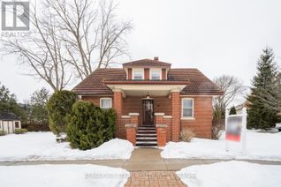 House for Sale, 18 Charles Street, Whitchurch-Stouffville (Stouffville), ON