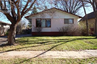 Detached House for Sale, 608 Broadway Avenue, Moosomin, SK