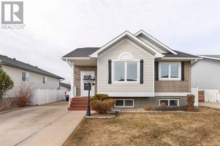 Bungalow for Sale, 962 Kipling Crescent Sw, Redcliff, AB