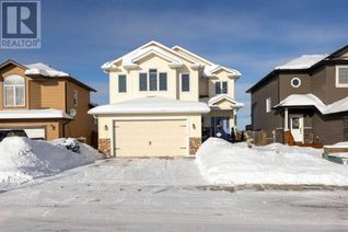 Detached House for Sale, 273 Walnut Crescent, Fort McMurray, AB