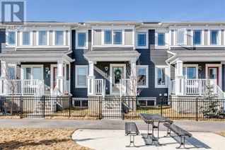 Freehold Townhouse for Sale, 2234 Windbury Greenway Sw, Airdrie, AB