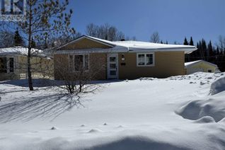 Bungalow for Sale, 34 Redwing Ave, Manitouwadge, ON