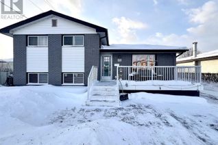 Sidesplit for Sale, 217 Mountdale Ave, Thunder Bay, ON