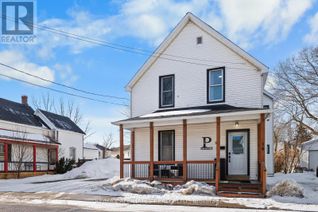 House for Sale, 18 Winnifred Street N, Smiths Falls, ON