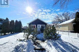 Detached House for Sale, 208 Elm Street, Saskatoon, SK