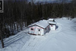 Detached House for Sale, 940 Jocko Point Road, North Bay, ON