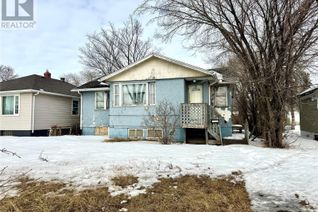 Bungalow for Sale, 4414 Dewdney Avenue, Regina, SK