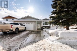 Detached House for Sale, 101 Berens Place, Fort McMurray, AB