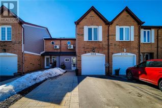 Townhouse for Sale, 2152 Pelee Boulevard, Oakville, ON