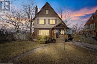 Detached House for Sale, 197 Aqueduct Street, Welland, ON