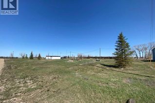 Property, 102 2 Avenue Sw, Youngstown, AB