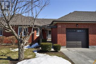 Townhouse for Sale, 10 Isherwood Avenue Unit# 22, Cambridge, ON