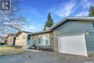 Bungalow for Sale, 9705 97th Drive, North Battleford, SK