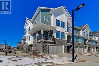 Townhouse for Sale, 52 Crestridge Common Sw, Calgary, AB