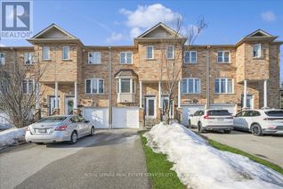 Condo Townhouse for Sale, 3302 Pinto Place, Mississauga (Cooksville), ON