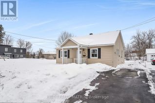 Detached House for Sale, 207 Nelson Street E, Hawkesbury, ON