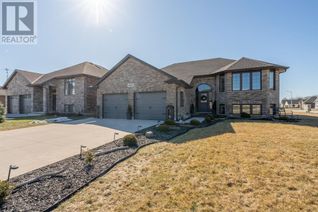 Raised Ranch-Style House for Sale, 4011 Englehart Drive, Petrolia, ON