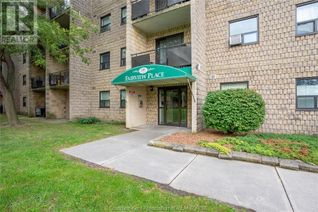 Condo Apartment for Sale, 130 Park Avenue East #401, Chatham, ON