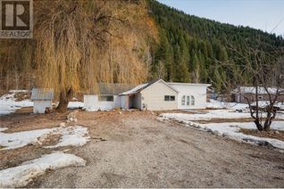 Detached House for Sale, 945 Airport Road, Salmo, BC