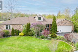 Bungalow for Sale, 390 Mountain Road, Grimsby, ON