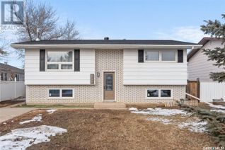 Detached House for Sale, 1546 Warner Street, Moose Jaw, SK