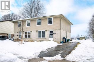 Semi-Detached House for Sale, 420 Dunvegan Drive Unit# A, Waterloo, ON