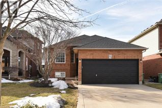 Detached House for Sale, 47 Eringate Drive, Stoney Creek, ON