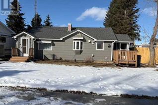 Bungalow for Sale, 4852 53 Avenue, Eckville, AB