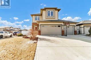 House for Sale, 28 Hamptons Place Se, Medicine Hat, AB