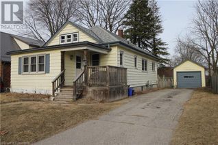 Detached House for Sale, 103 Orchard Avenue, Simcoe, ON