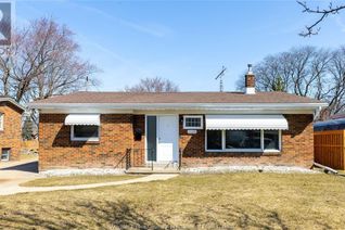 Backsplit for Sale, 1130 Parkview Avenue, Windsor, ON