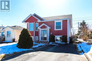 Detached House for Sale, 15 Denine Place, Mount Pearl, NL