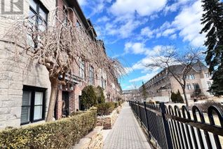 Freehold Townhouse for Rent, 58 Ruby Lang Lane, Toronto (Mimico), ON