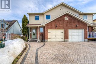 Semi-Detached House for Sale, 631 Pinerow Crescent #A, Waterloo, ON