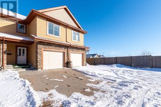 Townhouse for Sale, 1407 53 Avenue #25, Lloydminster, AB