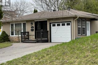 Backsplit for Sale, 101 Orchard Heights Boulevard, Aurora (Aurora Heights), ON