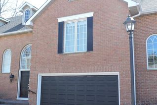 Townhouse for Sale, 4667 Portage Road W #16, Niagara Falls (211 - Cherrywood), ON