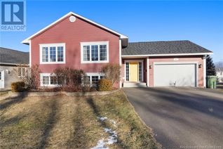 Detached House for Sale, 87 Lansdown Avenue, Oromocto, NB