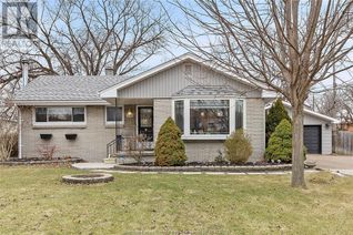 Bungalow for Sale, 833 Smeeton Drive, Windsor, ON