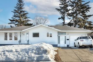 Bungalow for Sale, 1306 P Avenue N, Saskatoon, SK