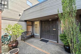 Townhouse for Sale, 6606 Turnberry Crescent, Vancouver, BC