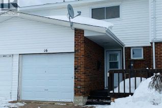 Townhouse for Sale, 16 Thompson Road, Kapuskasing, ON