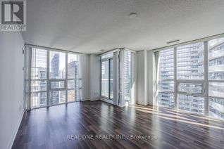 Property for Rent, 19 Grand Trunk Crescent #Ph6, Toronto (Waterfront Communities), ON