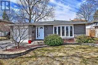 Backsplit for Sale, 88 Hill Drive, Aurora (Aurora Heights), ON