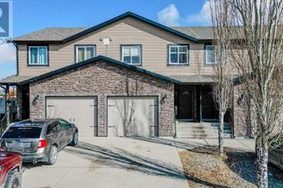 Freehold Townhouse for Sale, 162 3 Street W, Cardston, AB