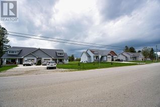 Semi-Detached House for Sale, 319916-319926 Kemble Rock Road, Georgian Bluffs, ON