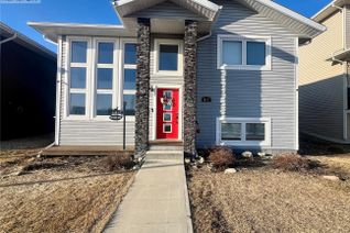 House for Sale, 617 Douglas Drive, Swift Current, SK