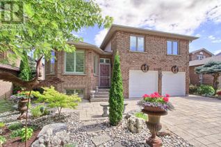 Detached House for Sale, 7 Hulst Drive, Bradford West Gwillimbury (Bradford), ON